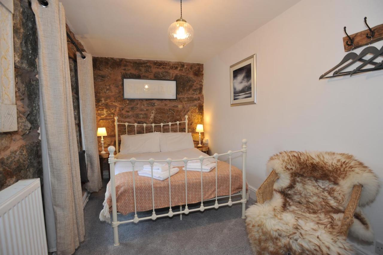 Sea View Guest House Benllech Kültér fotó