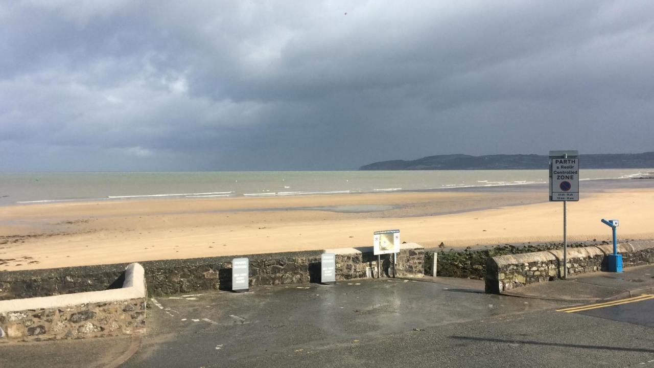Sea View Guest House Benllech Kültér fotó